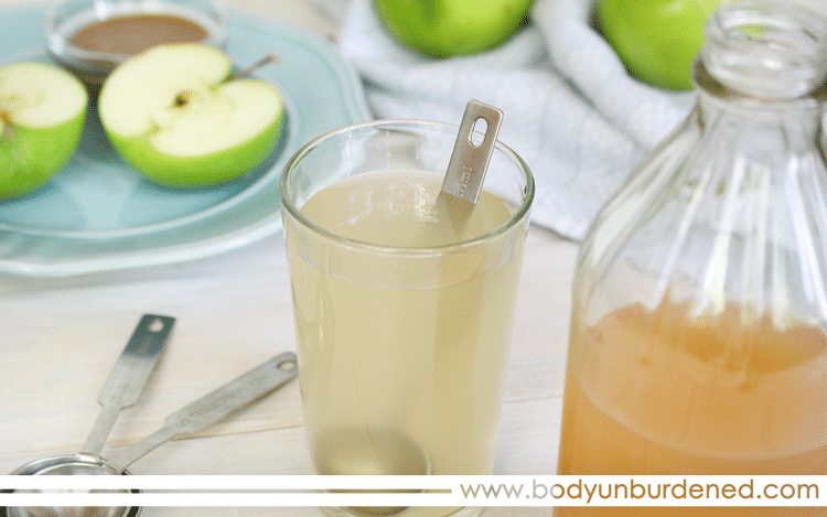 How to use apple cider vinegar to improve digestion 