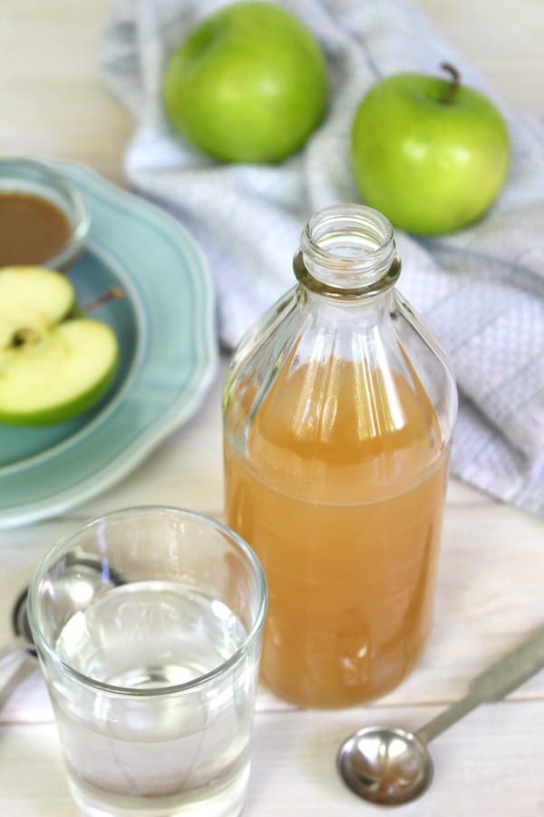 How to use apple cider vinegar to improve digestion 